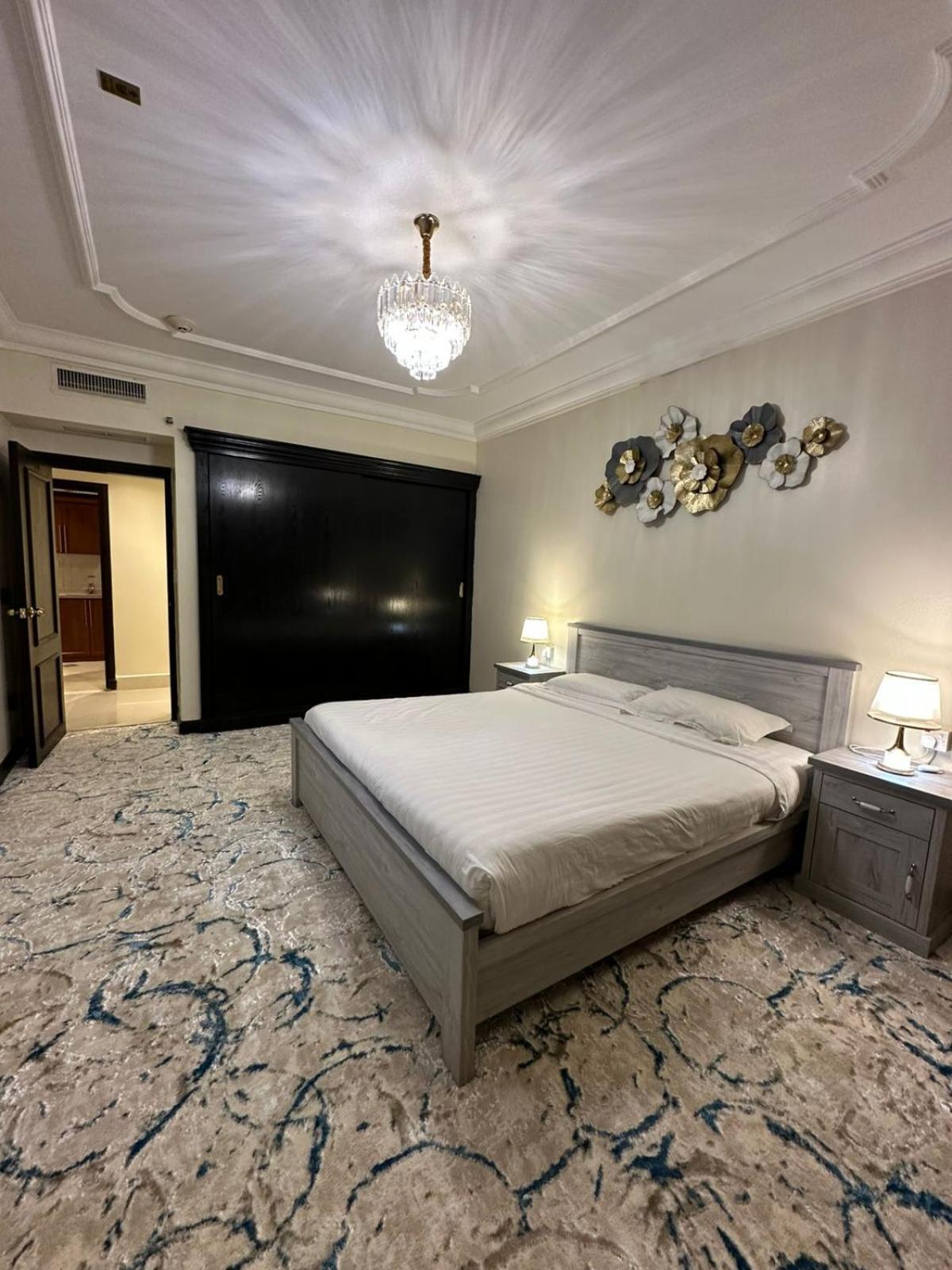 Zad Al Eman Suites Hotels Медина Номер фото